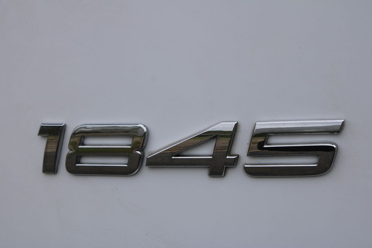 Mercedes-Benz Actros 1845